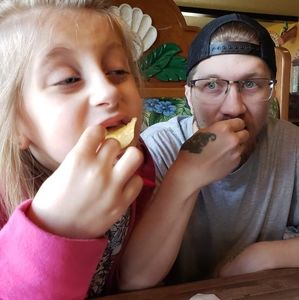 Meet your Posher, Brady